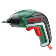 BOSCH IXO 5 akumulátorový šroubovák, 3,6 V, šrouby do 5 mm, 215 ot/min, 32dílná sada šroubovacích bitů